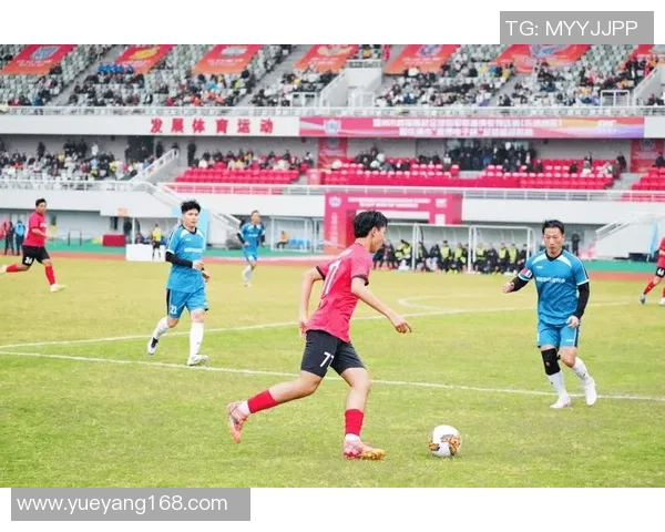 董胖子足球：探寻草根球员的梦想与坚持，重燃热爱足球的激情与希望